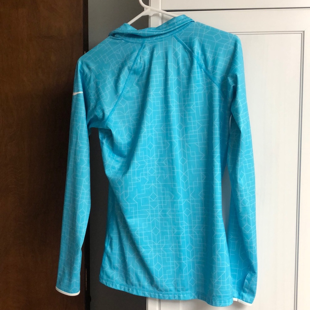 nike zip up pullover - Picture 3 of 3